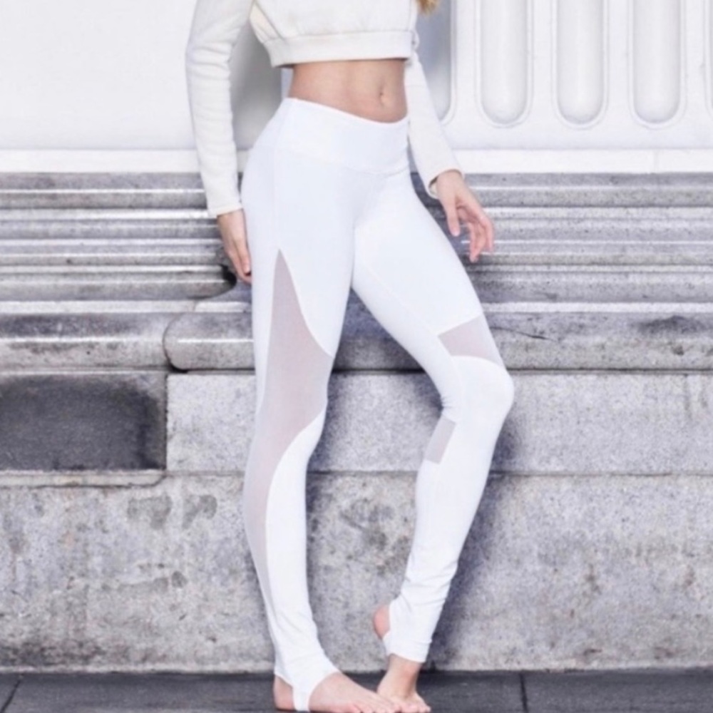 25. Alo Yoga Coast Stirrup Yoga Leggings White